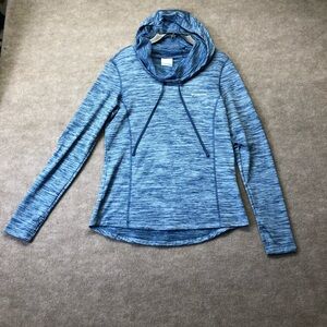 Columbia hoodie this is a size small   This is a light weight hoodie